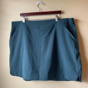 Teal skort with pockets